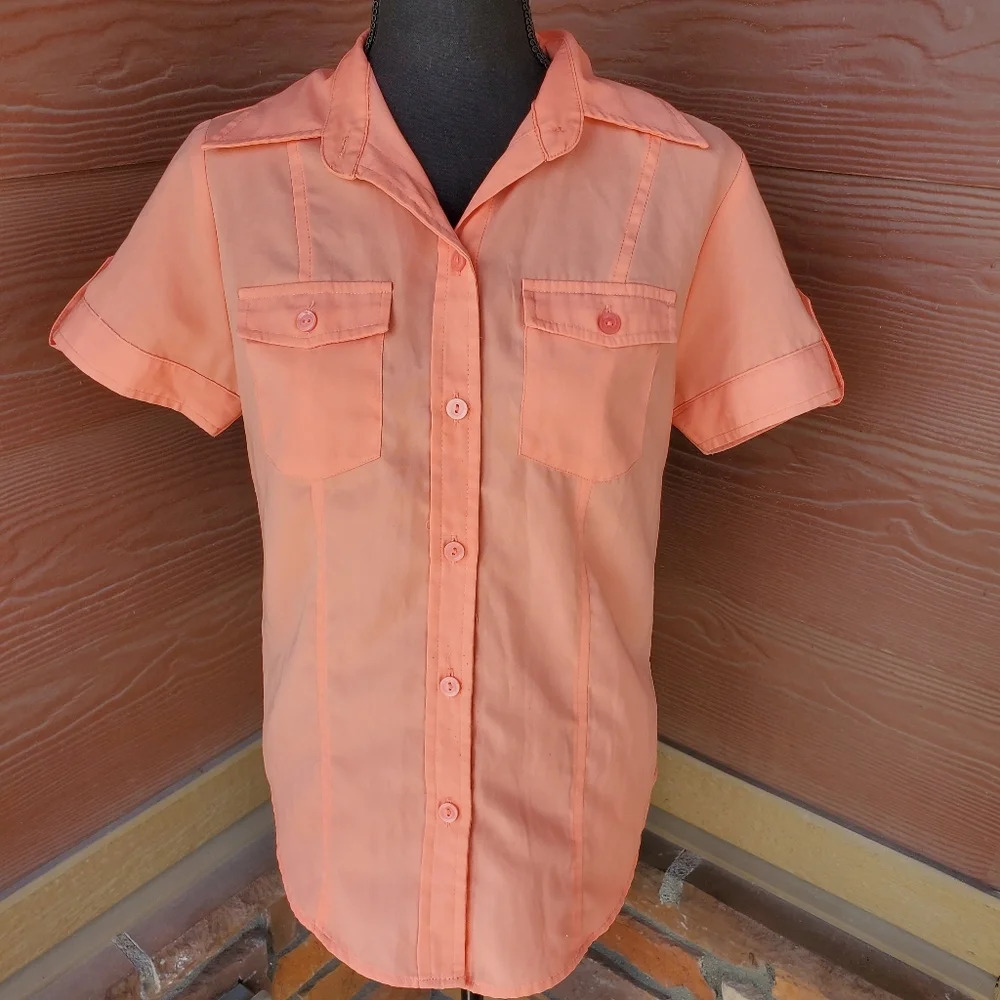 Joanna Vintage Women's Size Small Peach Buttondown Blouse NWOT EUC